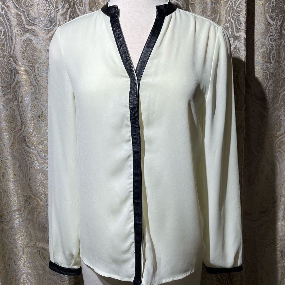 Blaque Label boutique blouse brand new condition size small